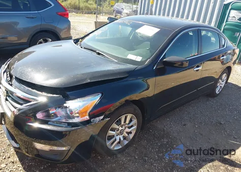 2015 Nissan Altima 2.5/S/Sv/Sl из США, поврежденный, VIN 1N4AL3AP3FC153610